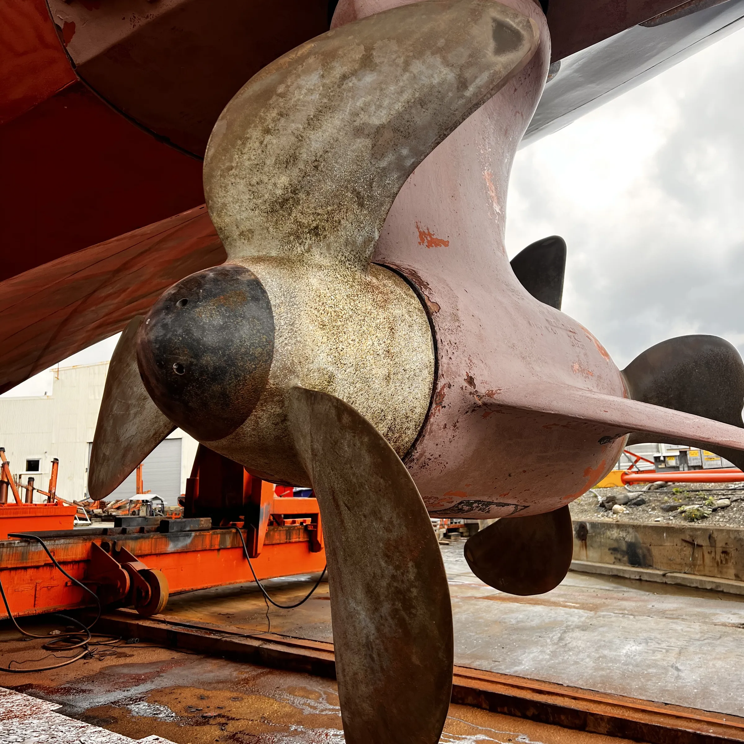 Propeller Cleaning service- image of a large propeller